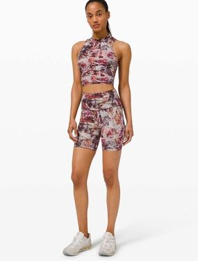 Lululemon Wunder Train High-Rise Short